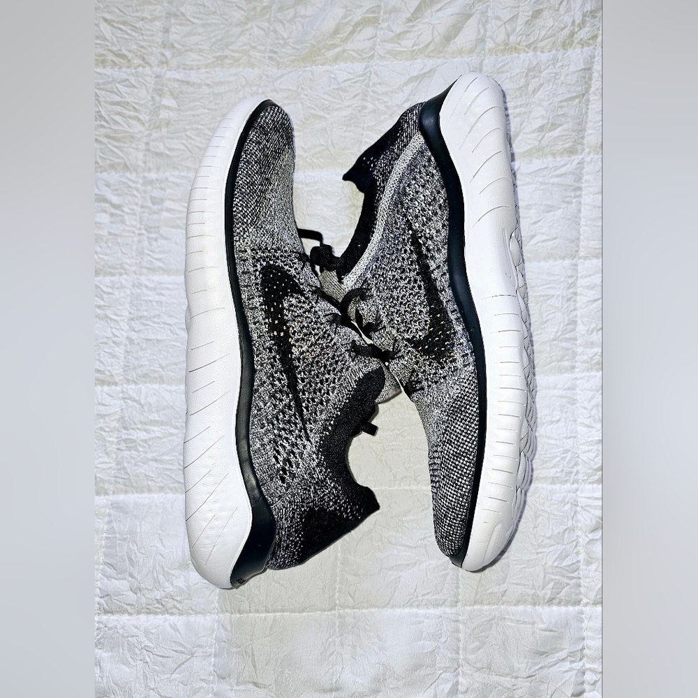 Nike Free Rn Flyknit 2018 White Black Running Shoes Men's 942838-101 Size 10 - Picture 8 of 12
